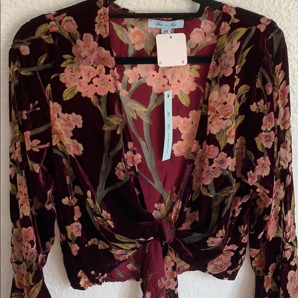 Tie Front Fall/Winter Top - Picture 4 of 5